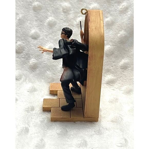 Hallmark Harry Potter "Creeping Along the Corridors" Keepsake Ornament 2006 NEW - Picture 7 of 8